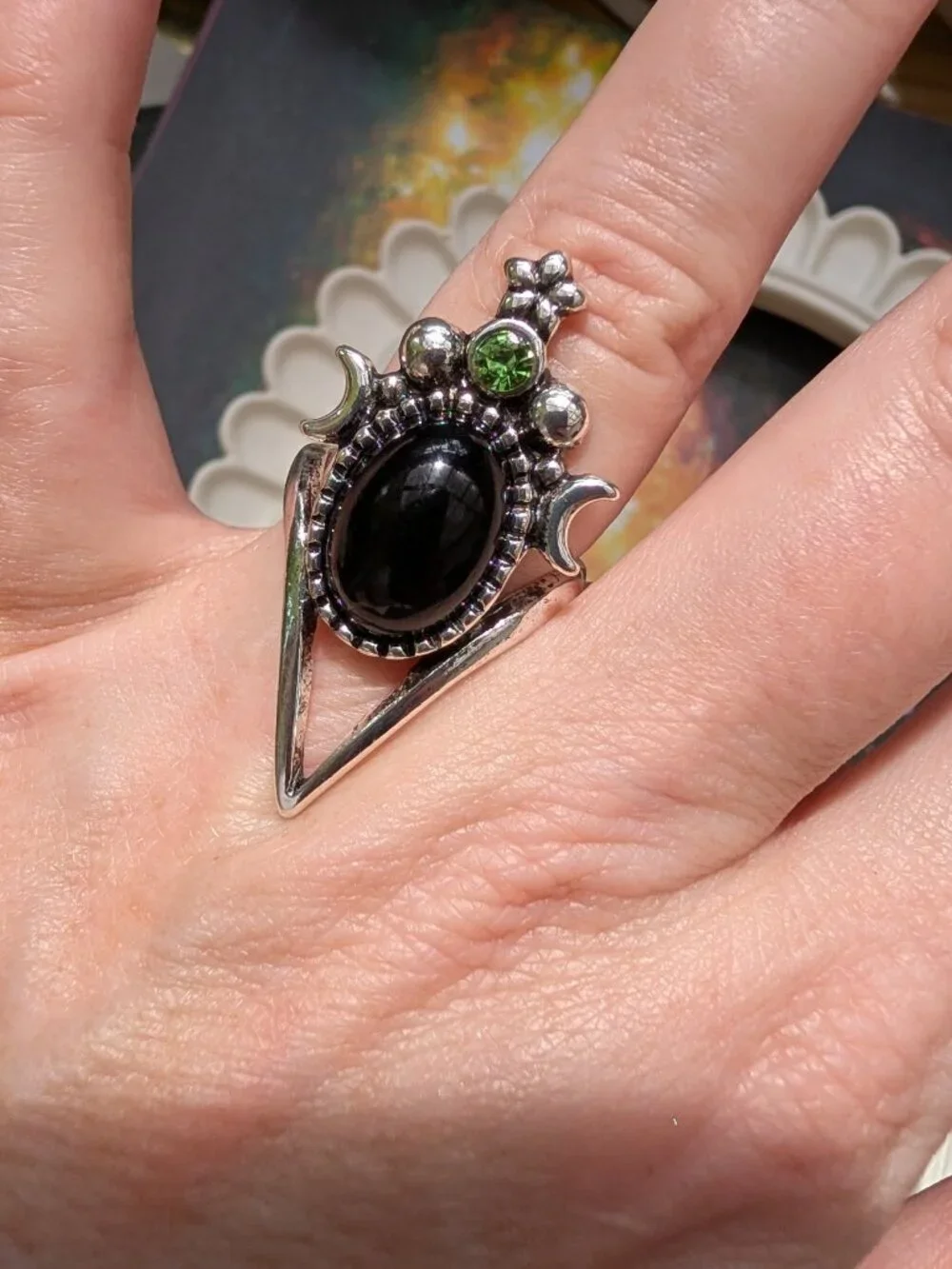 Retro Celestial Silver Tone Ring w/ Faux Onyx, Rhinestone & Moon Details, Size 7